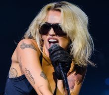 Watch Miley Cyrus perform ‘Photograph’ with Foo Fighters and Def Leppard at Taylor Hawkins tribute concert