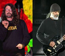 Soundgarden and Nirvana members team up at Taylor Hawkins tribute concert