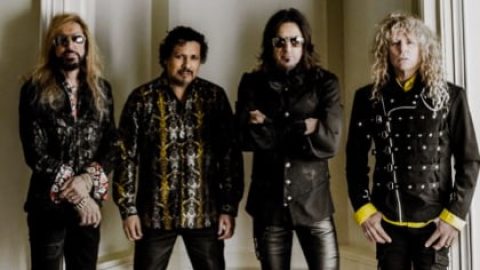 STRYPER’s MICHAEL SWEET: ‘We’re Very Blessed’ To Still Have Three Of Four Original Members