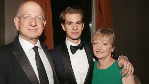 Andrew Garfield tears up as he discusses death of his mother