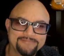 Ex-QUEENSRŸCHE Vocalist GEOFF TATE: ‘I’ll Keep Singing Songs Until I Can’t Do It Anymore’