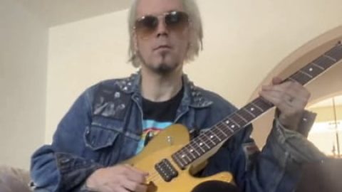 Watch JOHN 5 Play Along To MÖTLEY CRÜE’s ‘Too Fast For Love’ For Album’s 41st Anniversary