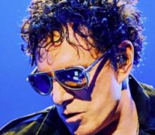 NEAL SCHON Says Fans Will See JOURNEY Co-Founder GREGG ROLIE On Band’s 50th-Anniversary Tour