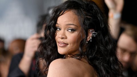 Rihanna on playing Super Bowl halftime show: “I have to live up to that challenge”