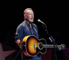 Watch Bruce Springsteen play songs and tell jokes at Stand Up For Heroes acoustic show