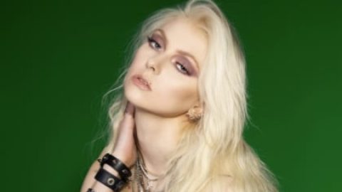 TAYLOR MOMSEN On TAYLOR HAWKINS Tribute Concert: ‘It Was An Absolute Honor To Be Asked To Sing At That’