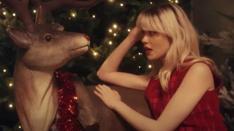 Listen to Maisie Peters’ heartwarming festive track ‘Together This Christmas’