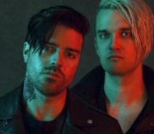 HALESTORM’s AREJAY HALE And LIT’s TAYLOR CARROLL Release Debut KEMIKALFIRE Single ‘Dead And Gone’