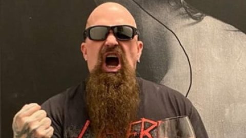 SLAYER’s KERRY KING Shows Up On Big Screen At Las Vegas Raiders Vs. New England Patriots Game