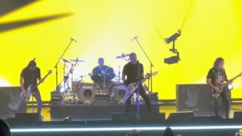 Watch: METALLICA Performs ‘Lux Æterna’ Live For First Time