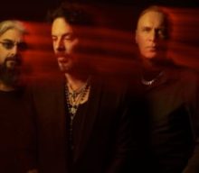 THE WINERY DOGS Share Music Video For New Single ‘Mad World’